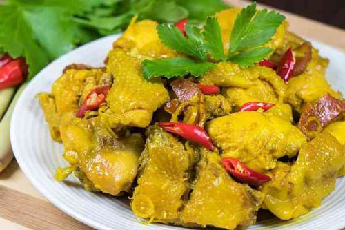 Kho gà công nghiệp cũng phải khéo, biết mẹo này đảm bảo thịt dai ngon không bở