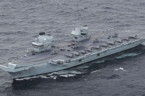 Tấn công điện tử Nga khiến tàu sân bay Anh bất lực?