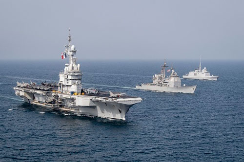 Hàng loạt tàu chiến Mỹ và đồng minh diễn tập sát sườn Iran
