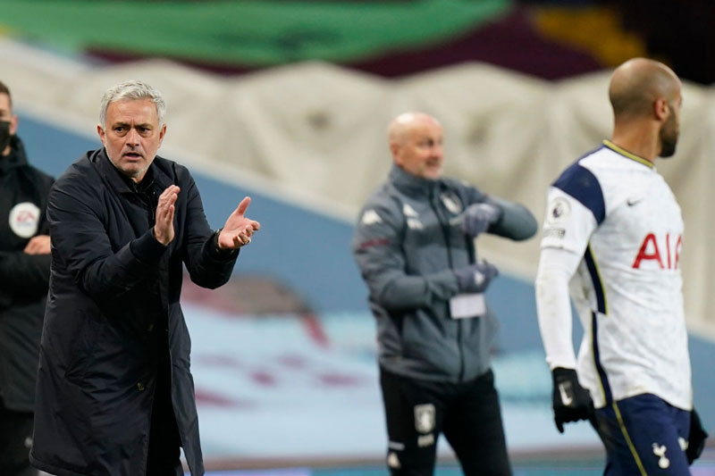 Mourinho truy tìm kẻ 'đâm lén' mình ở Tottenham