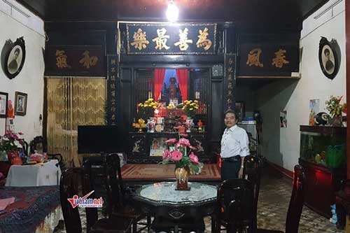 Bên trong nhà cổ hơn 100 tuổi thương gia nài nỉ chủ vẫn không bán ở Hà Nội