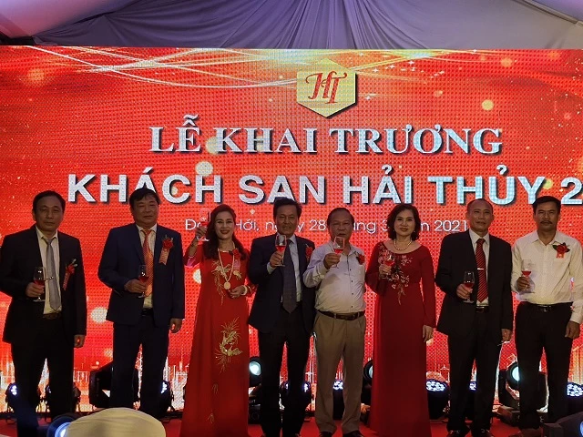 Lễ khai trương Khách sạn Hải Thủy 2 với nhiều cơ quan ban ngành đến dự