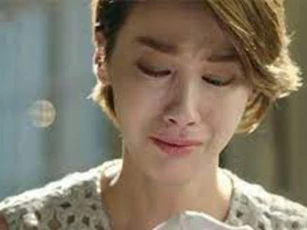 Lâu ngày không liên lạc, người đàn ông ngỡ ngàng khi tình cũ nhắn tin xin mẫu tóc để xét nghiệm ADN cho con, nhận kết quả anh ta sốc đến tận cùng