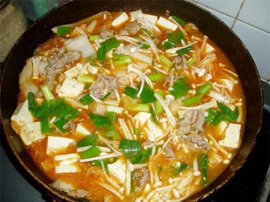 Cách nấu canh ngao chua nấm thơm ngon đậm đà ai cũng thích