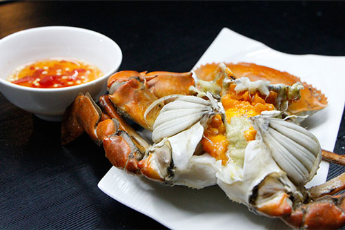 Mẹo luộc cua bảo toàn 100% chất bổ: Không rụng càng, không tanh, thơm ngon nức mũi