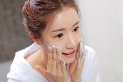 7 lưu ý đơn giản không lo da nhờn mùa hè