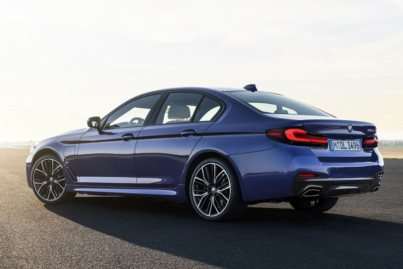 BMW 5-Series 2021 sắp ra mắt tại Malaysia, cận kề ngày về Việt Nam