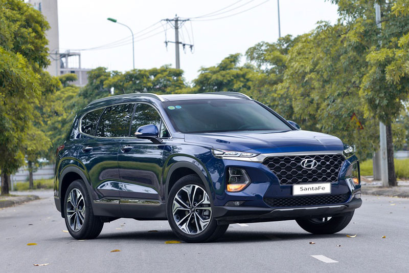 Điểm danh 3 xe SUV 7 chỗ rẻ nhất tại Việt Nam