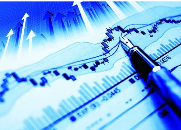 Phát triển thị trường vốn: Cần duy trì lãi suất thấp, khuyến khích khởi nghiệp cần vốn rẻ