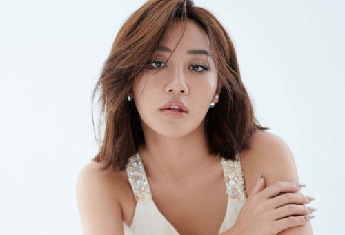 Văn Mai Hương: 'Đi qua những tổn thương, tôi không còn sợ yêu nữa'