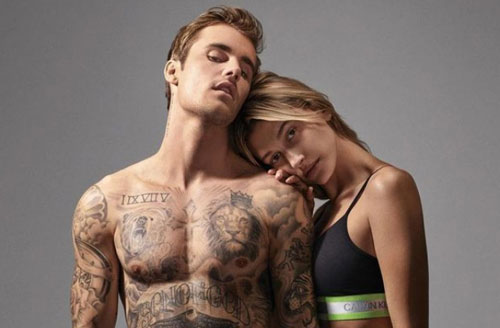 Hailey Bieber lần đầu tiết lộ về áp lực khi kết hôn với Justin Bieber