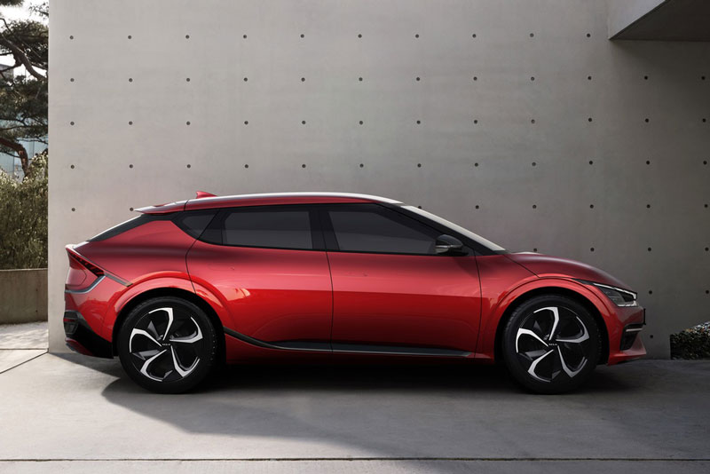 Xe điện Kia EV6 trình làng: Công suất 577 mã lực, sạc siêu tốc