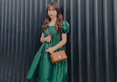 Vợ chồng Hòa Minzy "trốn con" đi hẹn hò, với chi tiết này đã bị nghi mang thai lần 2