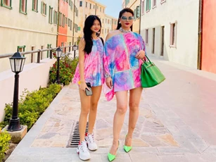 Con gái Trương Ngọc Ánh: 13 tuổi chân dài như mẹ, từ chối tham gia showbiz sớm