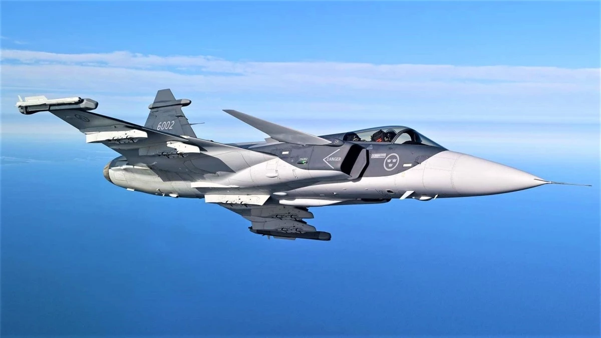 Chiếc JAS 39E Gripen trong chuyến bay thử nghiệm; Nguồn: thedrive.com