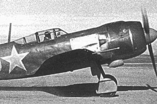 Phi công Liên Xô thời Thế chiến II vẫn lái máy bay khi chỉ còn một tay