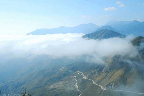 Ô Quy Hồ: Đỉnh đèo hút phượt thủ bởi sự hiểm trở và hùng vĩ