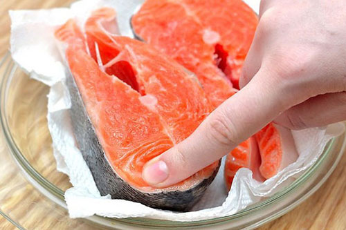 7 sai lầm tai hại khi rã đông thực phẩm khiến thức ăn mất chất lại sản sinh độc tố