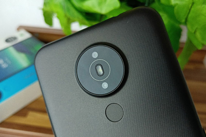 Cận cảnh Nokia 1.4: Pin 4.000 mAh, camera kép, giá gần 3 triệu đồng