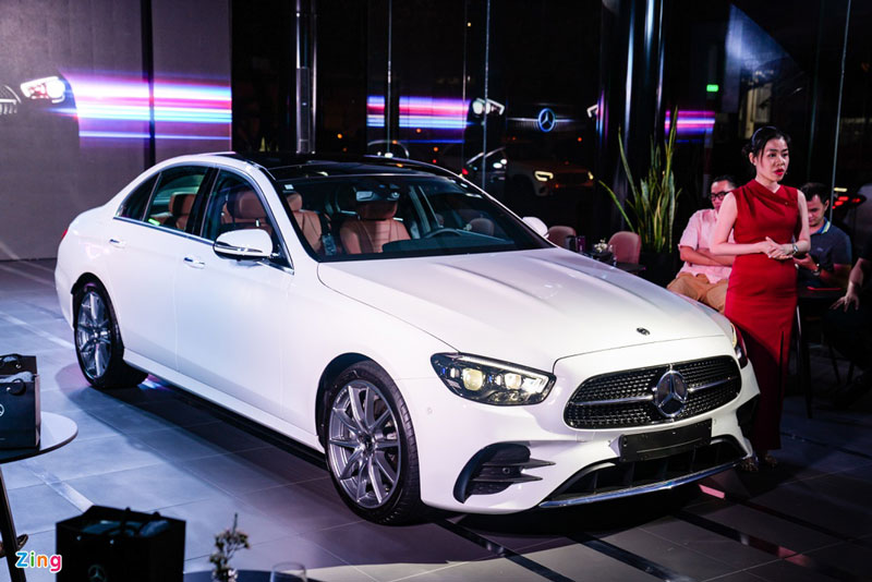 Mercedes-Benz E-Class 2021 có gặp khó khi tăng giá tại Việt Nam?