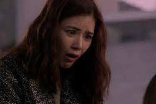 Nghỉ việc không lương đi chăm em dâu đẻ, nào ngờ tôi tự biến thành người giúp việc và gánh thêm khoản nợ "khủng" trên vai