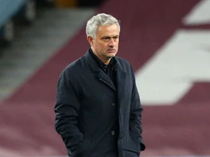 Mourinho không hài lòng về lịch thi đấu của Tottenham