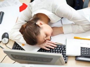 4 sai lầm khi ngủ trưa của dân văn phòng khiến cơ thể mệt mỏi, sinh nhiều bệnh