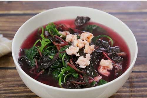 Hóa ra 6 loại rau củ "rẻ bèo" này lại bổ máu, giàu sắt hơn cả thịt bò: Phụ nữ ăn đều đặn sẽ chống được nhiều tai biến nguy hiểm