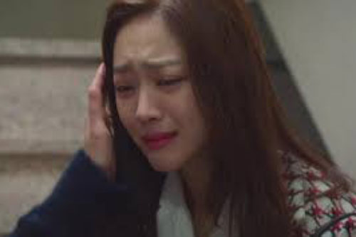 Hỏi xin tiền chồng, nào ngờ anh cầm cả xấp tiền rồi rút ra hai tờ 50 nghìn đưa cho vợ và căn dặn một câu làm tôi nghẹn họng