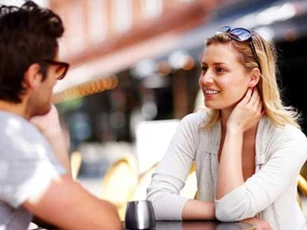 8 điều các chàng hay “soi” bạn gái trong lần hẹn hò đầu tiên