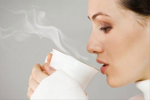 Đây là lý do vì sao bạn nên uống nước ấm?