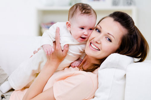 Cách làm đẹp da mặt sau khi sinh bạn nên biết