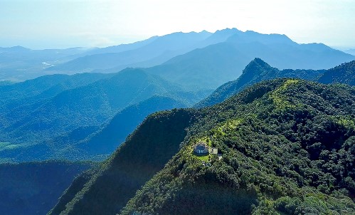 Choáng ngợp trước vẻ đẹp kỳ vĩ của núi rừng Bạch Mã