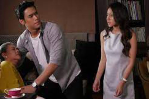 Bắt quả tang mẹ chồng đang tìm vợ bé cho con trai, tôi cười khẩy rồi biếu thêm 5 triệu mà bà ngất lên ngất xuống