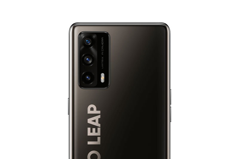 Smartphone 5G, RAM 12 GB, sạc 65W, màn hình 90Hz, giá hơn 9 triệu đồng