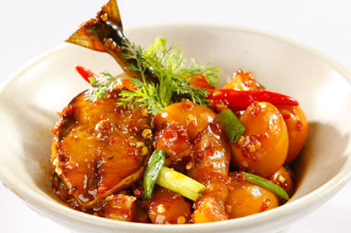 Cách làm món cá kho tàu thơm ngon lạ miệng