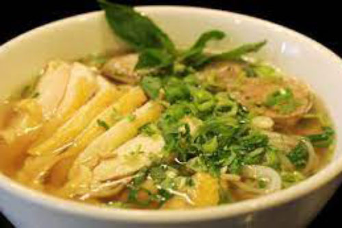 Cách làm phở gà nấu nấm ngon khó cưỡng cho bữa sáng