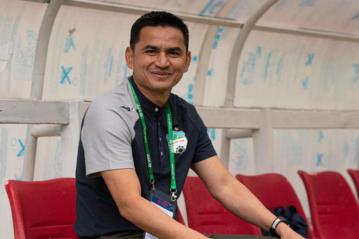 HLV Kiatisuk mơ dưa Chanathip về đá cặp cùng Công Phượng