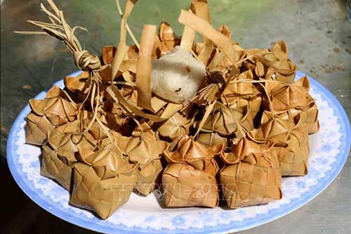 Về vùng Bảy núi An Giang thưởng thức món bánh Kà tum của đồng bào Khmer