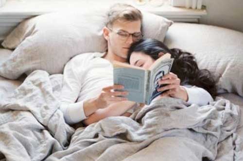 8 dấu hiệu của một người đàn ông sẽ không bao giờ ngừng yêu thương bạn