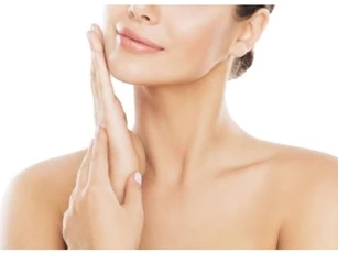 Top 7 thói quen sai lầm khiến bạn dù đã qua tuổi dậy thì mà mặt vẫn đầy mụn