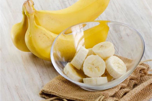 10 thực phẩm không nên ăn khi bạn đang đói bụng