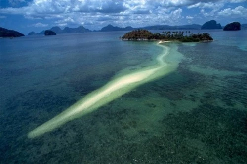 Vẻ đẹp siêu thực của đảo Rắn ở Đông Nam Á - 10