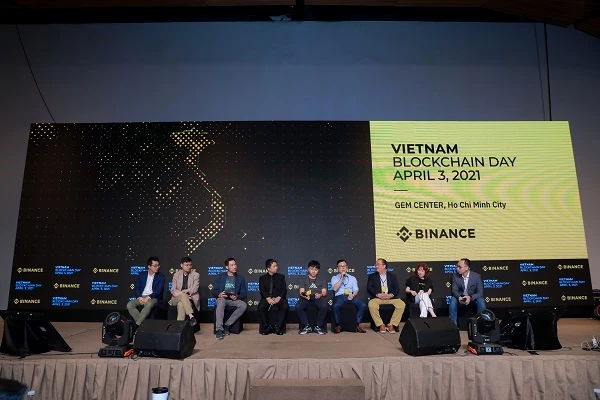 ự kiện“Vietnam Blockchain Day, do Binance tổ chức tại Việt Nam vào ngày 3/4/2021. Sự kiện đã thu hút hơn 500 người tham dự.