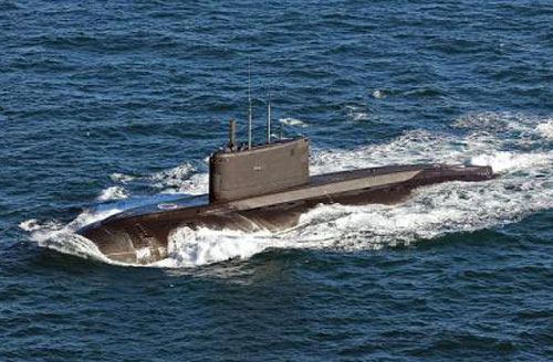 Chỉ huy Nga nói thẳng lý do tàu Varshavyanka đáng sợ