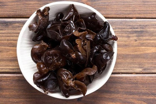 Ngâm mộc nhĩ kiểu này không khác gì "nhúng" thuốc độc, chuyên gia chỉ cách làm đúng