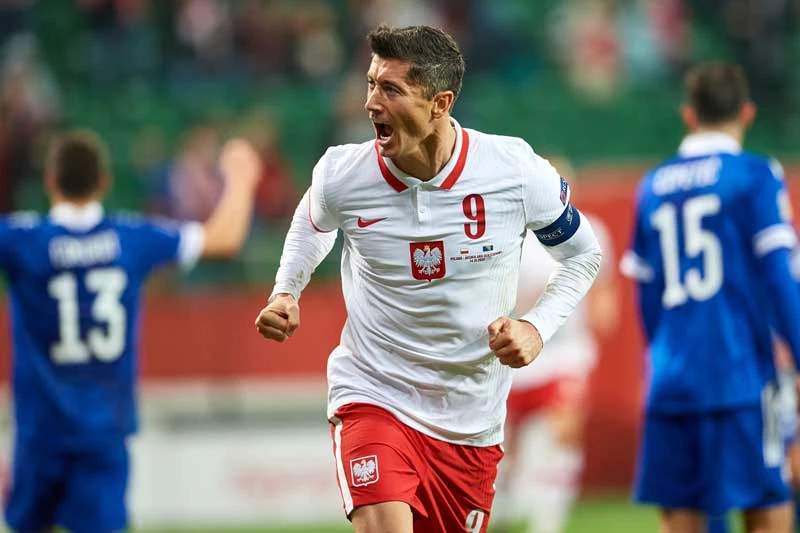 5. Robert Lewandowski - ĐT Ba Lan (66 bàn/118 trận).