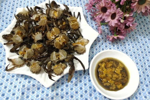 5 sai lầm "chết người" cần tránh khi ăn cua đồng