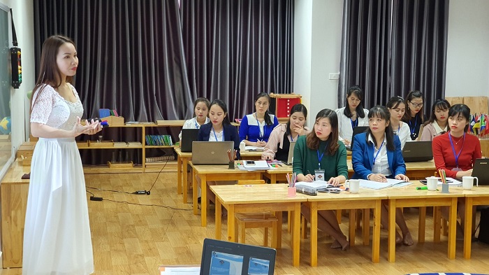 Nữ Viện trưởng trẻ nhất Việt Nam Lê Thị Lan Anh: Ứng biến với Covid-19 để cống hiến cho giáo dục