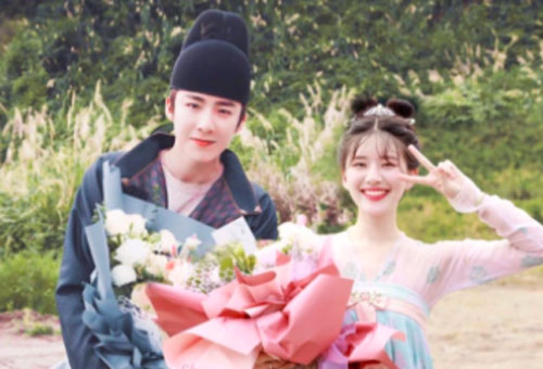 Hot boy hát hay cao 1m87 bị chê xấu trai, không xứng với Triệu Lộ Tư trong Trường Ca Hành